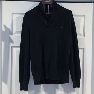 Men’s Tommy Hilfiger sweater. NAVY